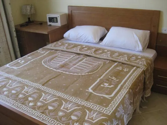 In Hurghada, Sahl Hasheesh, Ocean Breeze * Hurghada