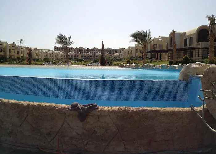 In Hurghada, Sahl Hasheesh, Ocean Breeze